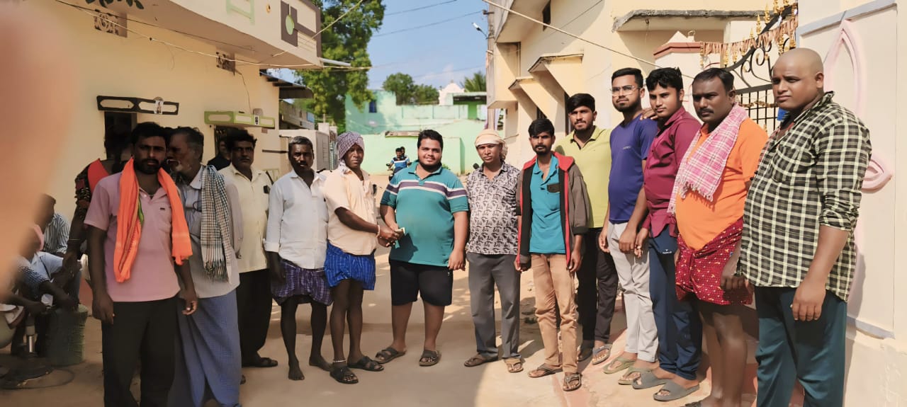 మృతుడి కుటుంబానికి DNR గారి ఆర్థిక చేయూత