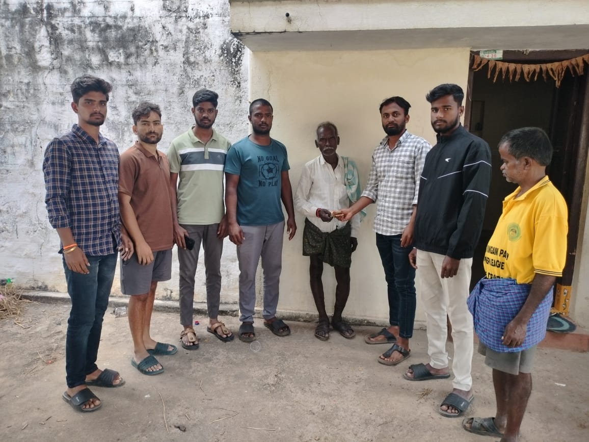 మృతురాలి కుటుంబానికి DNR గారి ఆర్థిక చేయూత